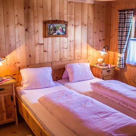 Sennhütte Mitterplatt'n Apartamento *