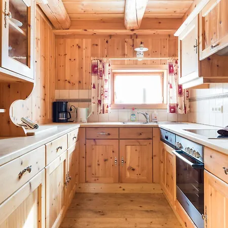 Sennhütte Mitterplatt'n * Konigsleiten