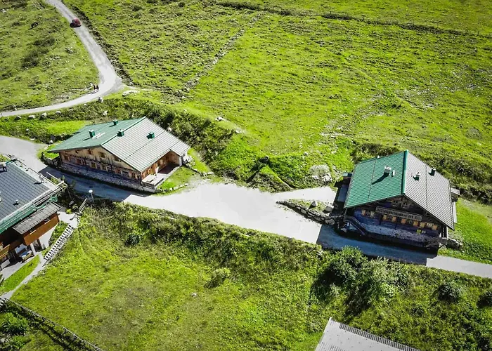 Sennhuette Mitterplatt'n