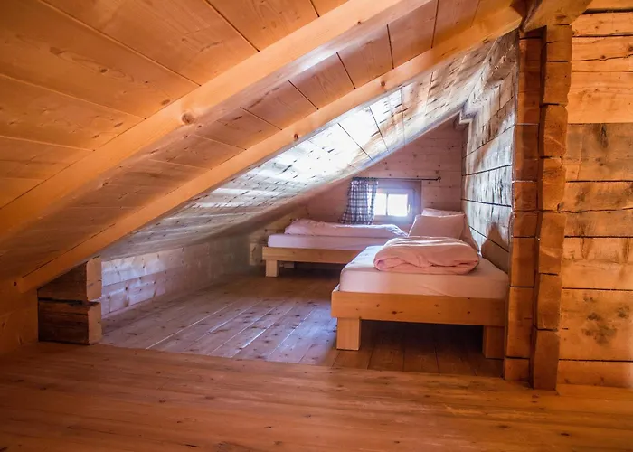 Sennhuette Mitterplatt'n *