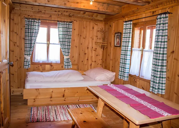 Sennhuette Mitterplatt'n Apartman *